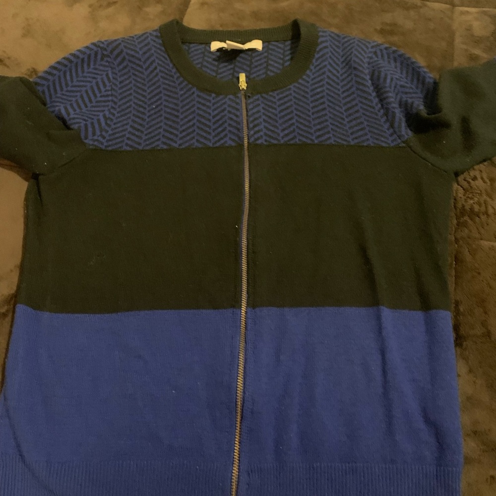 Sweater - Picture 2 of 2